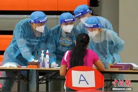 经济学家：香港大规模病毒检测利于恢复经济图片