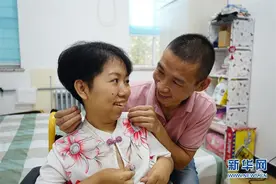 陪着轮椅上的你一起慢慢变老图片