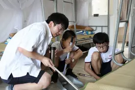 宁波镇海蛟川书院创新新生学长陪伴制度图片