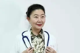 慢新闻 ·人物 | 唠着家常问病情，她是走心医生吴文利图片
