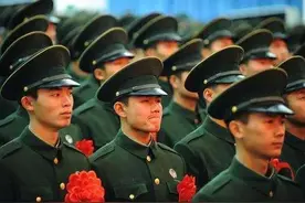 分别总是在九月，回忆是思念的愁图片