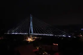 罕见！福建龙岩大桥顺利完成“第二次转体”图片