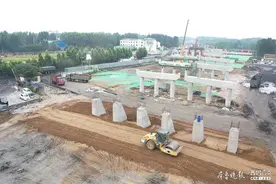 康驿互通立交工程施工过半，G327改建全线预计明年底完工图片