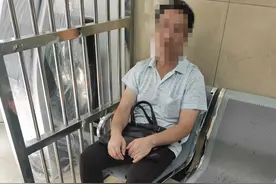 男子失恋后为发泄不满多次偷女性内衣裤，得手后便扔进垃圾桶图片