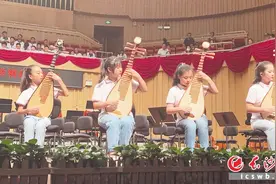大手牵小手，奏响长沙“最炫民族风”图片