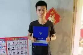 苦心人，终不负！这些励志少年收到了大学录取通知书图片
