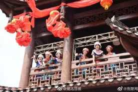 恩施土家女儿会盛大开幕图片