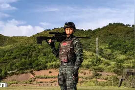 兵·心丨硬汉赵禄，他将满腔青春热血投入特战图片