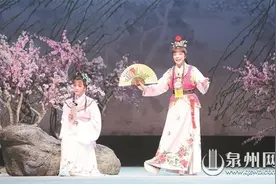 “三朵梅花”再现60余载经典 越剧《红楼梦》明星版在泉献演图片
