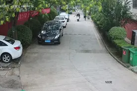 这个飞扑，帅得让人心疼图片