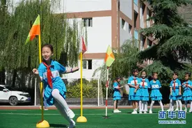 甘肃陇南：我们开学了图片