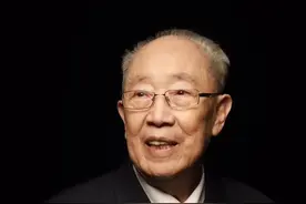 96岁仍奋战在无影灯下，“中国肝胆外科之父”吴孟超今天迎来了99岁生日图片