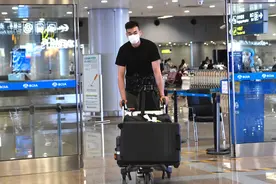 李慕豪提前抵京报到：向丘天、常林多学习图片
