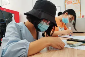 “考古女孩”钟芳蓉已赴北大报到：以后会多去图书馆学习图片
