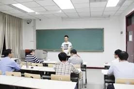 大一新生看过来 三类自我介绍该怎么做？图片