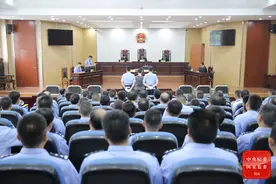 三堂会审｜管教民警当第三方保管收好处犯何罪——从连云港市看守所管理教育大队原副大队长李磊案说起图片