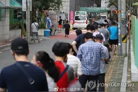韩国连续20天新增过百 韩国一教会集体感染致1000多人确诊图片