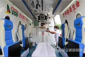 定制救援车无缝衔接救援直升机 北京市999非急救医疗服务全面启动图片