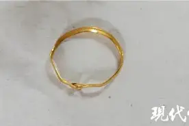 42克金手镯，洗完就剩22克？太狠了图片