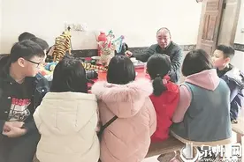 以木雕偶 沉心守艺图片
