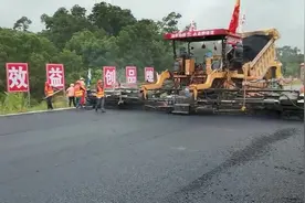 通车后中山城区到珠海仅30分钟！今天，这条快线铺沥青了图片