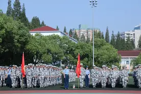 太精彩了！同济人的军训还可以在水上“玩”……图片