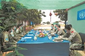 我赴苏丹维和工兵分队与巴友军举行交流活动图片