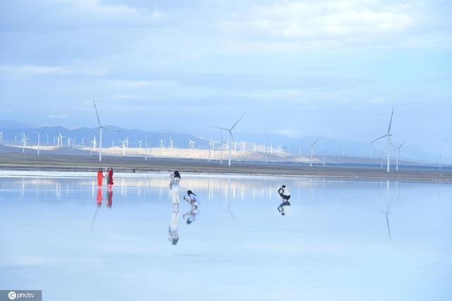 梦幻般的“天空之境”青海茶卡盐湖风景美如画