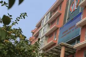 北镇中学新学期开学典礼，校长李东海致辞：梦想新启航，青春再出发图片