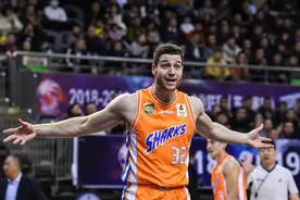 弗雷戴特宣布将重返上海男篮图片