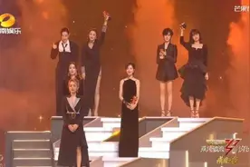 这个跨界有点大，杭州逆龄“龙虾一姐”竟然是200万粉丝自媒体达人图片
