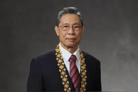 闪耀啊，英雄的群星！——全国抗击新冠肺炎疫情先进个人和先进集体群像扫描图片