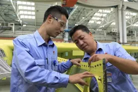 有师父“罩着”的航空工业陕飞人：饮水思源 师恩勿忘图片