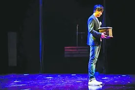 《乌龙山伯爵》定向送票致敬英雄图片
