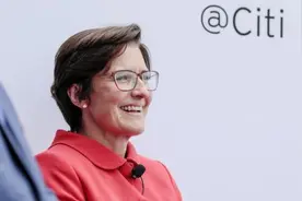 华尔街首迎女掌门：花旗任命首位女性CEO视频封面