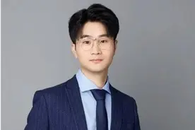 后浪来袭！90后研究员升任国君策略首席，他是谁？从业仅4年，所长黄燕铭最得意弟子之一图片