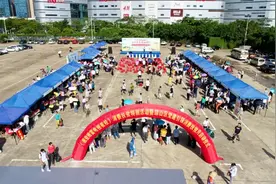 今天你在现场嘛？夜校“消费扶贫月”特别活动在琼山区火爆开市图片