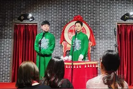 家门口的茶馆听相声“相声新势力”落户洛阳图片