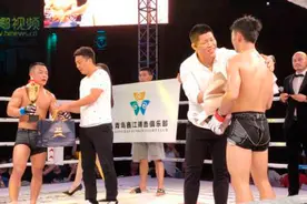 椰视频 | 中国UFC名将李景亮现身海口 未来将到海南推广格斗赛事和开格斗俱乐部图片