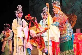 “双节”期间，声远舞台大剧院，带上父母一起看豫剧吧图片