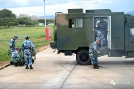 电波激荡，通信兵开练图片