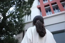 肇庆一福利院6名孩子考上大学，首个孩子入学报到啦！视频封面