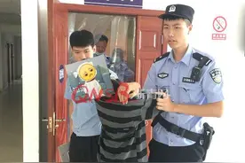只为过科目一！监听设备、针孔摄像头……男子竟然用上了“高科技”图片