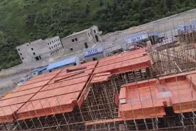 30秒｜成兰铁路黄胜关站站房主体结构封顶 通车后成都至兰州仅需4小时视频封面