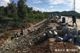 烟台高新区小山后道路排水项目进展顺利，预计20日之前完工图片