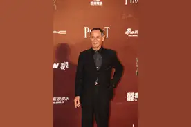 香港演员陈惠敏患肺癌，曾在《古惑仔》中饰演骆驼图片