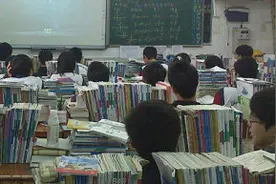 国外教材比国内教材更易懂的说法，你怎么看？图片