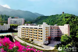 福建三明高考“丰收”的背后图片