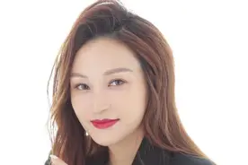 温州人邓朱怡带你感受“会说话”的西装图片