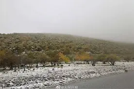 内蒙古赤峰下雪了图片